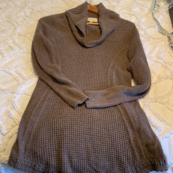 Anthropologie Angel of the North Rosie cowl neck tunic M sweater - Picture 12 of 12